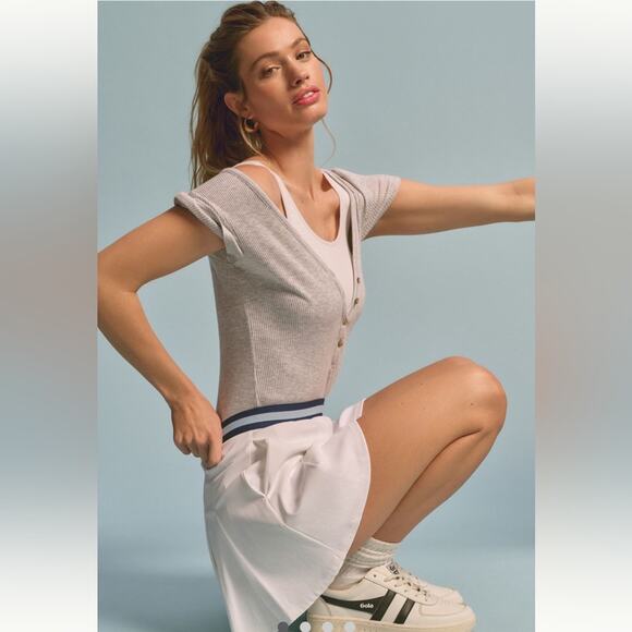 Anthropologie Tops - ANTHROPOLOGIE Ribbed Henley Tee V-Neck Bodysuit in Light Grey Heather Size XS